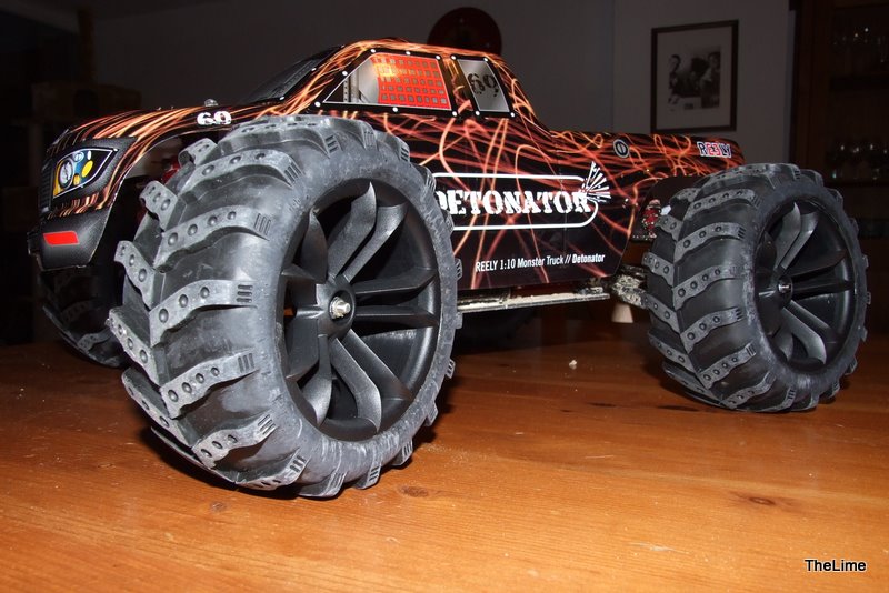 Detonator relly 1:10 monster factory truck